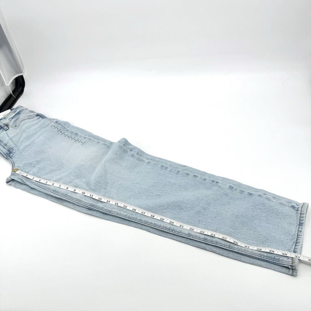 NWT American Eagle Women Light Wash Highest Rise Baggy Straight Jeans Size 2 - Picture 9 of 9